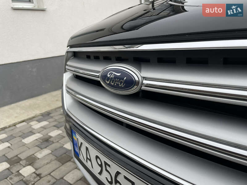 Внедорожник / Кроссовер Ford Escape 2017 в Лубнах