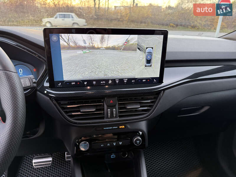 Позашляховик / Кросовер Ford Escape 2023 в Золочеві