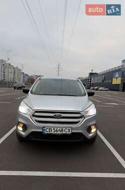 Внедорожник / Кроссовер Ford Escape 2017 в Чернигове