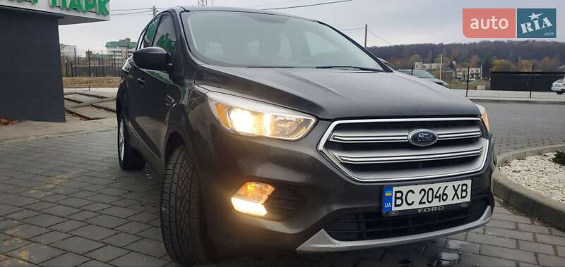 Позашляховик / Кросовер Ford Escape 2019 в Трускавці