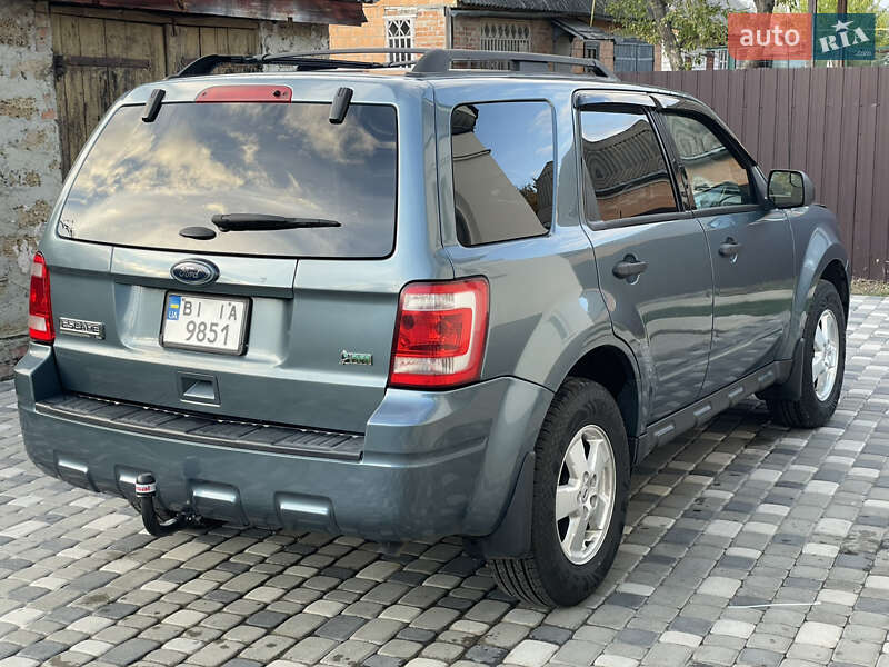 Внедорожник / Кроссовер Ford Escape 2012 в Лубнах