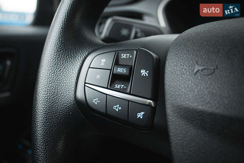 Позашляховик / Кросовер Ford Escape 2020 в Києві