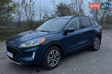 Внедорожник / Кроссовер Ford Escape 2019 в Первомайске