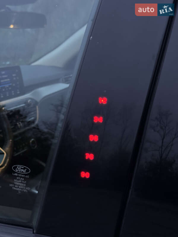 Внедорожник / Кроссовер Ford Escape 2019 в Первомайске