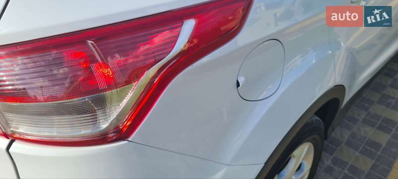 Внедорожник / Кроссовер Ford Escape 2014 в Радехове