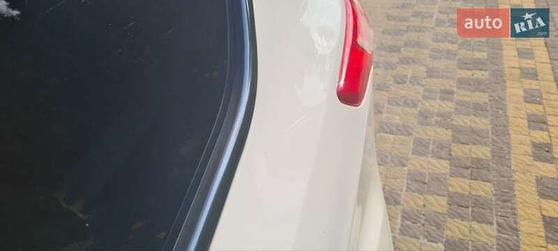 Внедорожник / Кроссовер Ford Escape 2014 в Радехове