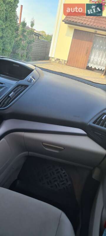 Внедорожник / Кроссовер Ford Escape 2014 в Радехове