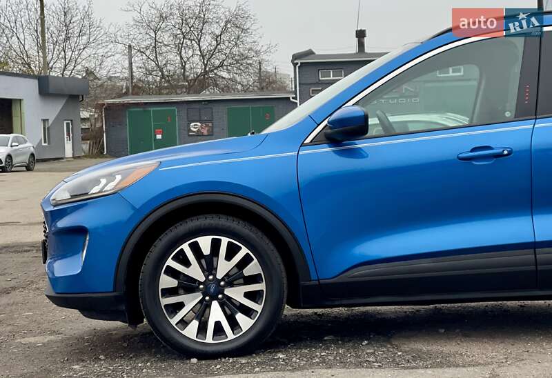 Внедорожник / Кроссовер Ford Escape 2020 в Житомире