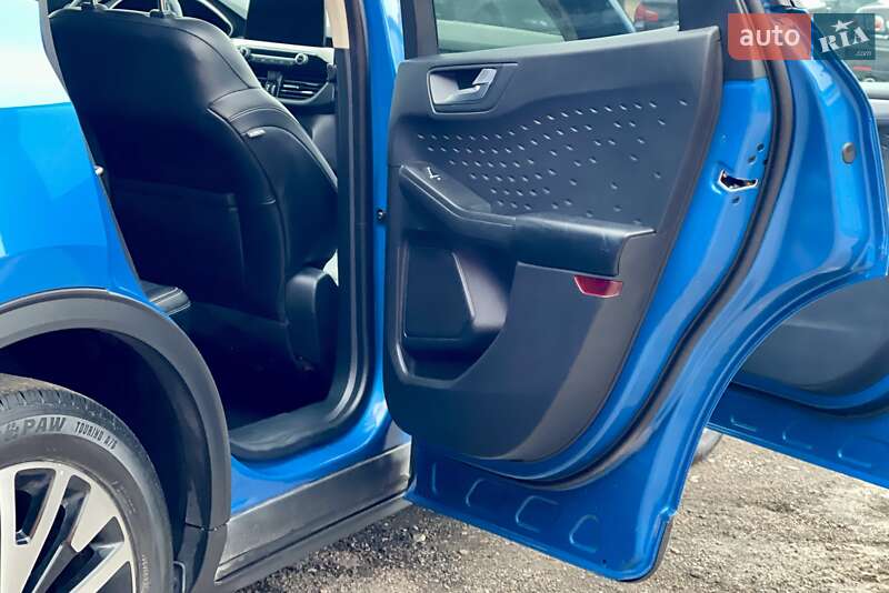 Внедорожник / Кроссовер Ford Escape 2020 в Житомире