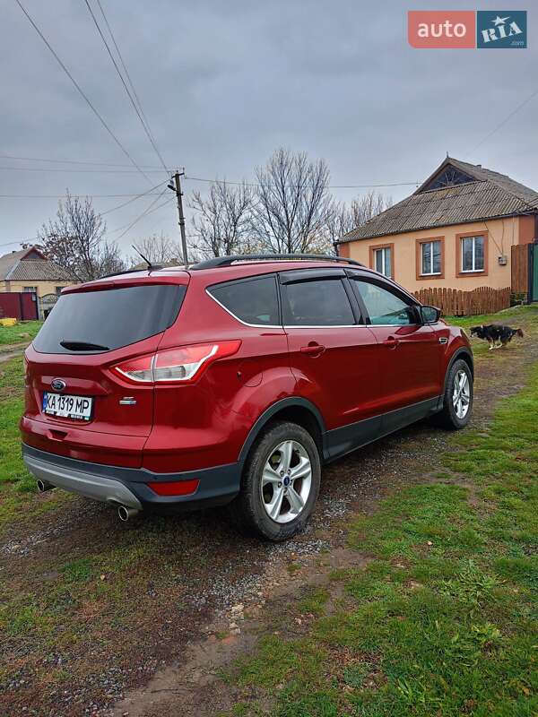 Позашляховик / Кросовер Ford Escape 2013 в Єланці