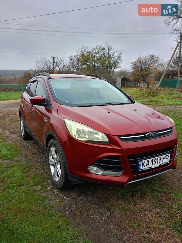 Позашляховик / Кросовер Ford Escape 2013 в Єланці