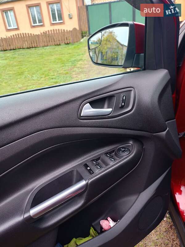 Позашляховик / Кросовер Ford Escape 2013 в Єланці