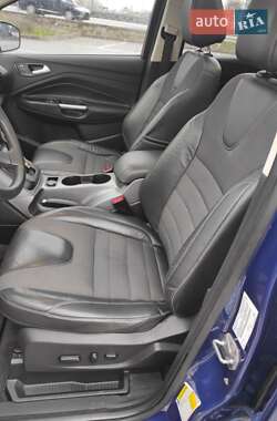Позашляховик / Кросовер Ford Escape 2015 в Києві