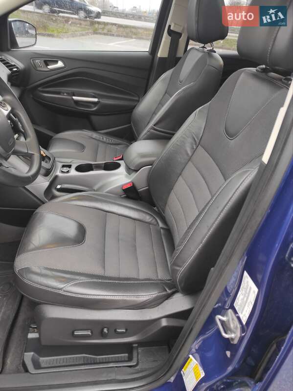 Позашляховик / Кросовер Ford Escape 2015 в Києві