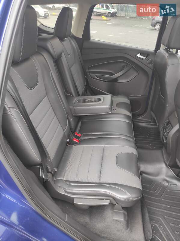 Позашляховик / Кросовер Ford Escape 2015 в Києві