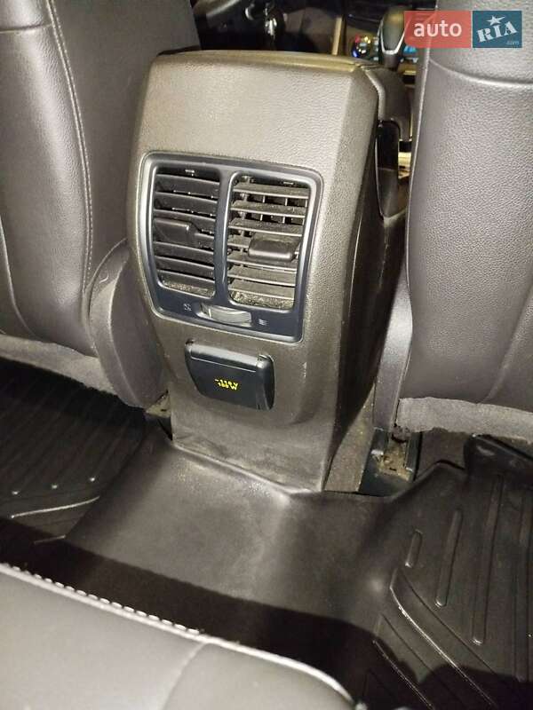 Позашляховик / Кросовер Ford Escape 2015 в Києві