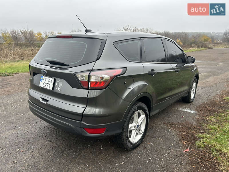 Позашляховик / Кросовер Ford Escape 2019 в Ямполі