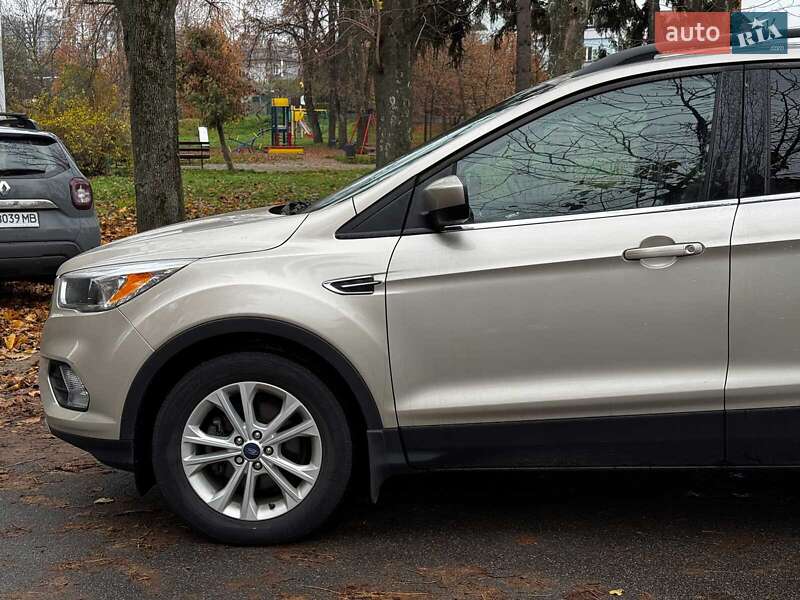 Позашляховик / Кросовер Ford Escape 2018 в Києві фото 11 Позашляховик / Кросовер Ford Escape 2018 в Києві