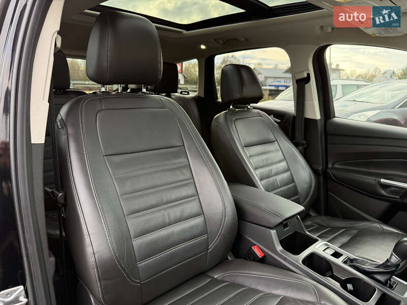 Позашляховик / Кросовер Ford Escape 2016 в Стрию