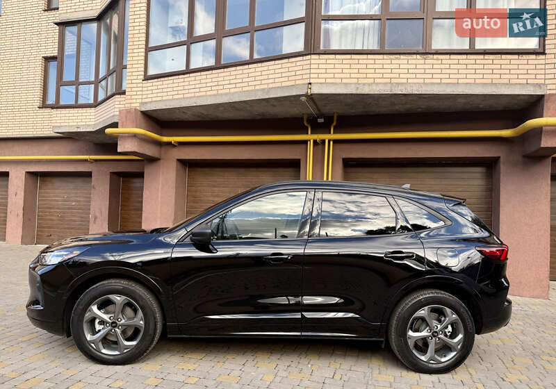 Позашляховик / Кросовер Ford Escape 2024 в Вінниці