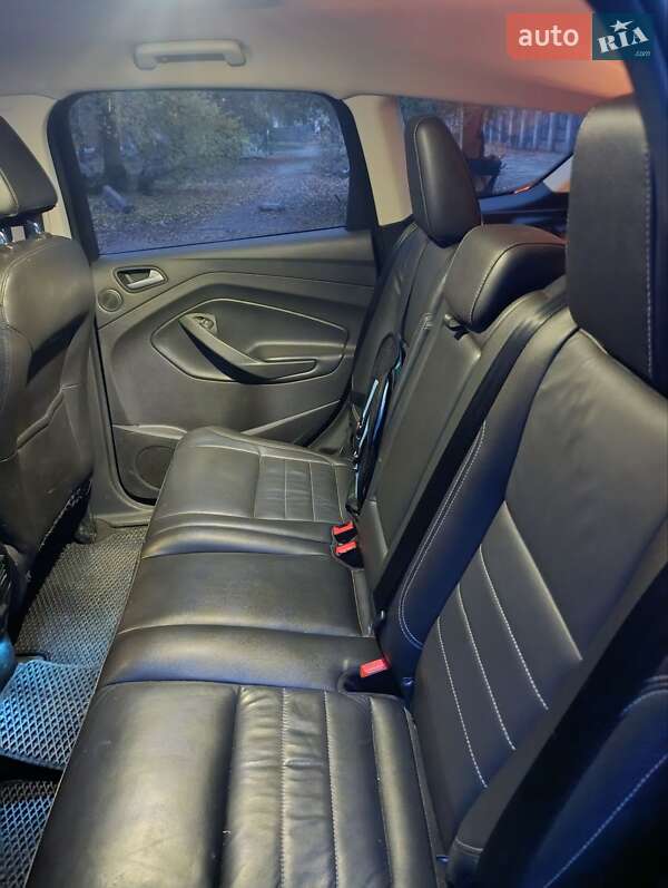 Позашляховик / Кросовер Ford Escape 2015 в Дніпрі фото 10 Позашляховик / Кросовер Ford Escape 2015 в Дніпрі