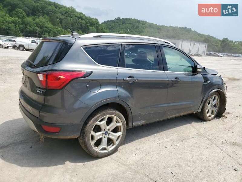 Позашляховик / Кросовер Ford Escape 2018 в Львові фото 14 Позашляховик / Кросовер Ford Escape 2018 в Львові