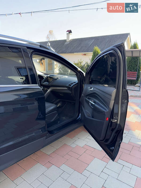 Внедорожник / Кроссовер Ford Escape 2015 в Перегинском