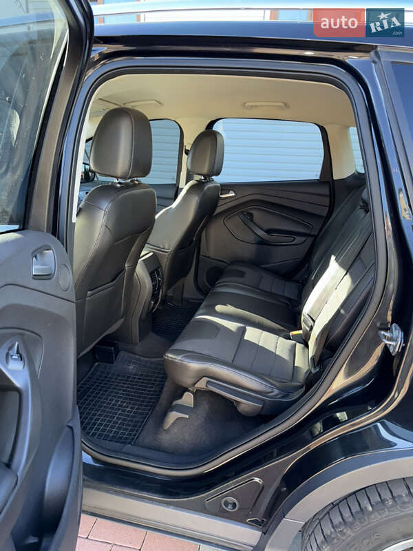 Внедорожник / Кроссовер Ford Escape 2015 в Перегинском