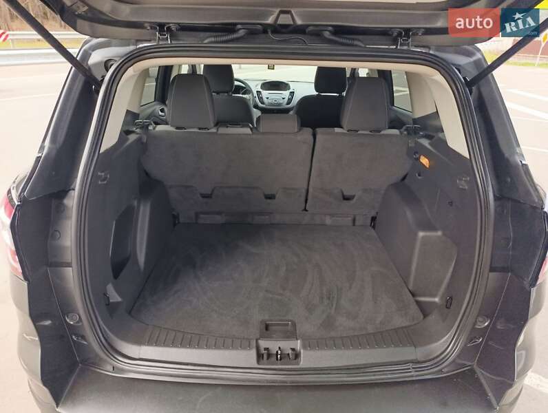 Внедорожник / Кроссовер Ford Escape 2018 в Смыге фото 28 Внедорожник / Кроссовер Ford Escape 2018 в Смыге