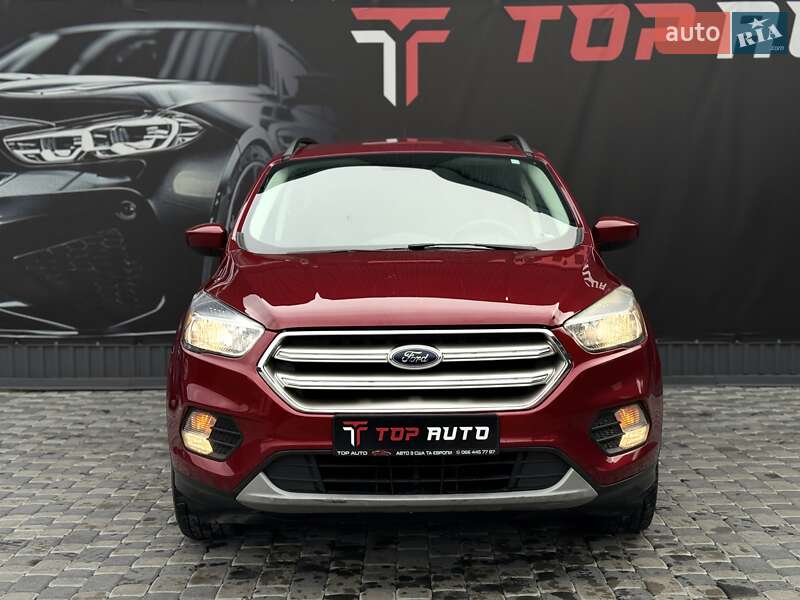 Позашляховик / Кросовер Ford Escape 2018 в Львові