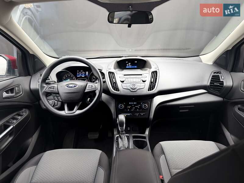 Позашляховик / Кросовер Ford Escape 2018 в Львові