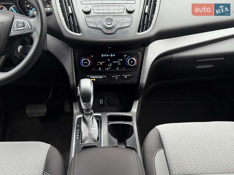 Позашляховик / Кросовер Ford Escape 2018 в Львові