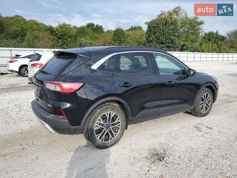 Внедорожник / Кроссовер Ford Escape 2019 в Житомире