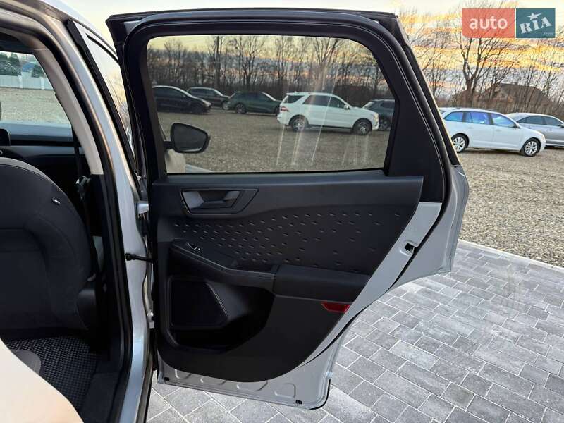 Внедорожник / Кроссовер Ford Escape 2019 в Коломые