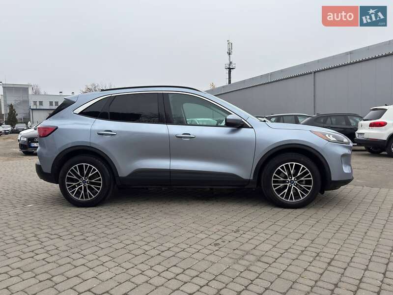 Позашляховик / Кросовер Ford Escape 2022 в Львові