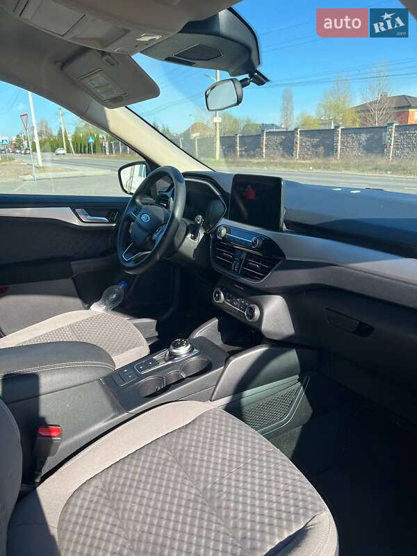 Позашляховик / Кросовер Ford Escape 2020 в Києві