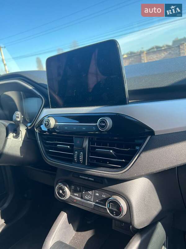 Позашляховик / Кросовер Ford Escape 2020 в Києві