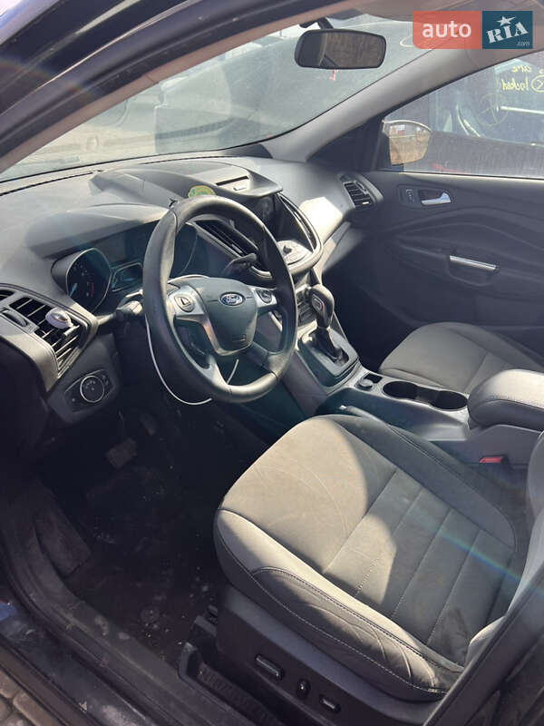Позашляховик / Кросовер Ford Escape 2015 в Луцьку фото 9 Позашляховик / Кросовер Ford Escape 2015 в Луцьку