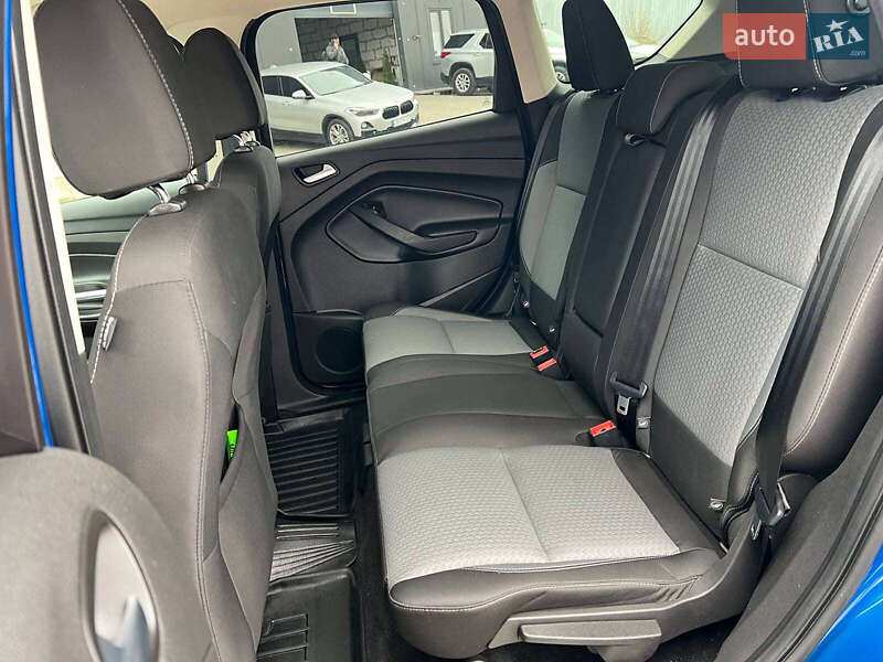 Позашляховик / Кросовер Ford Escape 2016 в Львові фото 36 Позашляховик / Кросовер Ford Escape 2016 в Львові