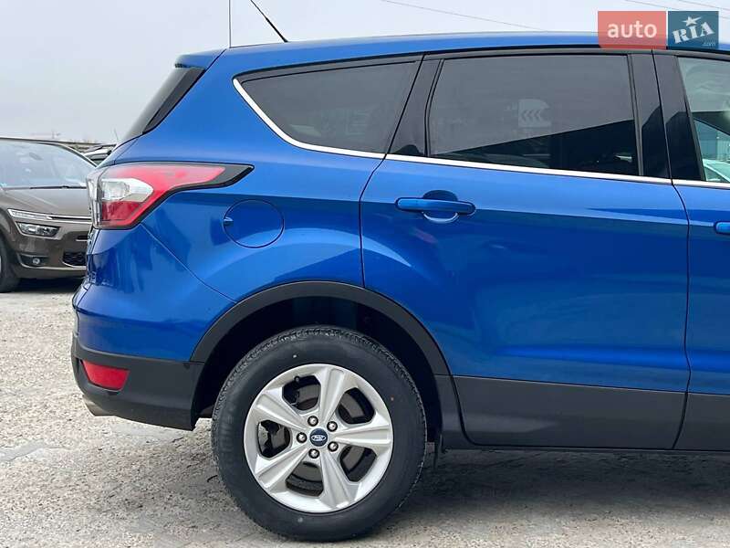 Позашляховик / Кросовер Ford Escape 2016 в Львові фото 9 Позашляховик / Кросовер Ford Escape 2016 в Львові