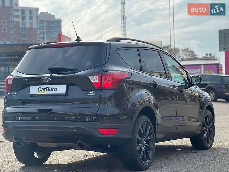 Внедорожник / Кроссовер Ford Escape 2019 в Одессе