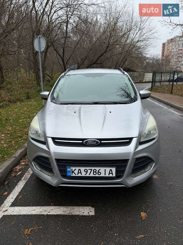 Внедорожник / Кроссовер Ford Escape 2014 в Чернигове