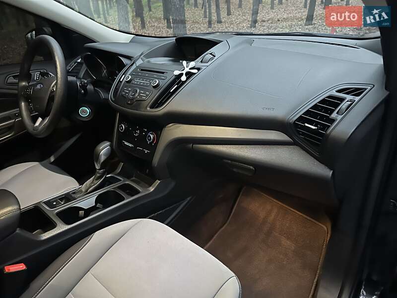 Позашляховик / Кросовер Ford Escape 2018 в Києві фото 9 Позашляховик / Кросовер Ford Escape 2018 в Києві