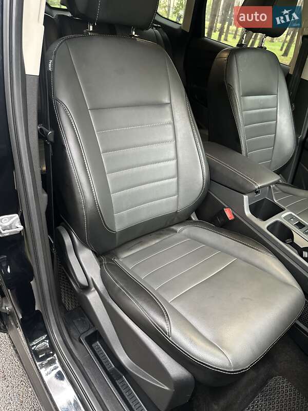 Позашляховик / Кросовер Ford Escape 2017 в Києві фото 15 Позашляховик / Кросовер Ford Escape 2017 в Києві