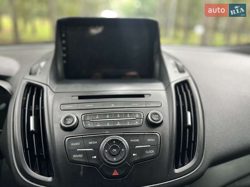 Позашляховик / Кросовер Ford Escape 2017 в Києві фото 23 Позашляховик / Кросовер Ford Escape 2017 в Києві