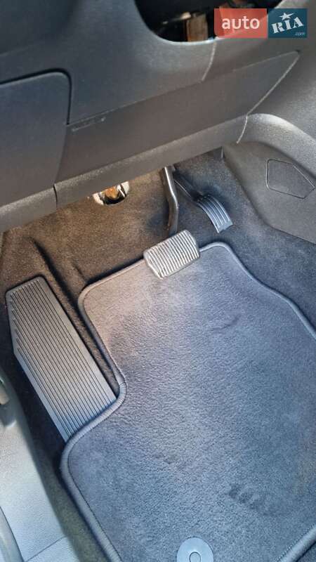 Внедорожник / Кроссовер Ford Escape 2017 в Николаеве фото 18 Внедорожник / Кроссовер Ford Escape 2017 в Николаеве