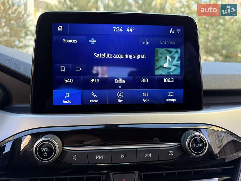 Внедорожник / Кроссовер Ford Escape 2019 в Ивано-Франковске