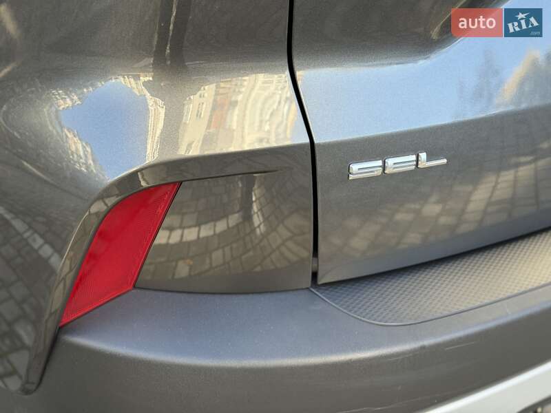 Внедорожник / Кроссовер Ford Escape 2019 в Ивано-Франковске