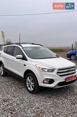 Внедорожник / Кроссовер Ford Escape 2018 в Львове