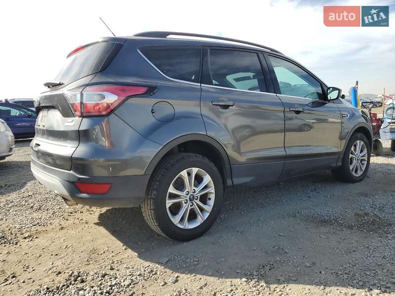 Позашляховик / Кросовер Ford Escape 2017 в Харкові